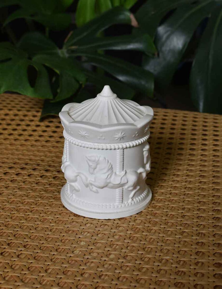 Carousel Pot