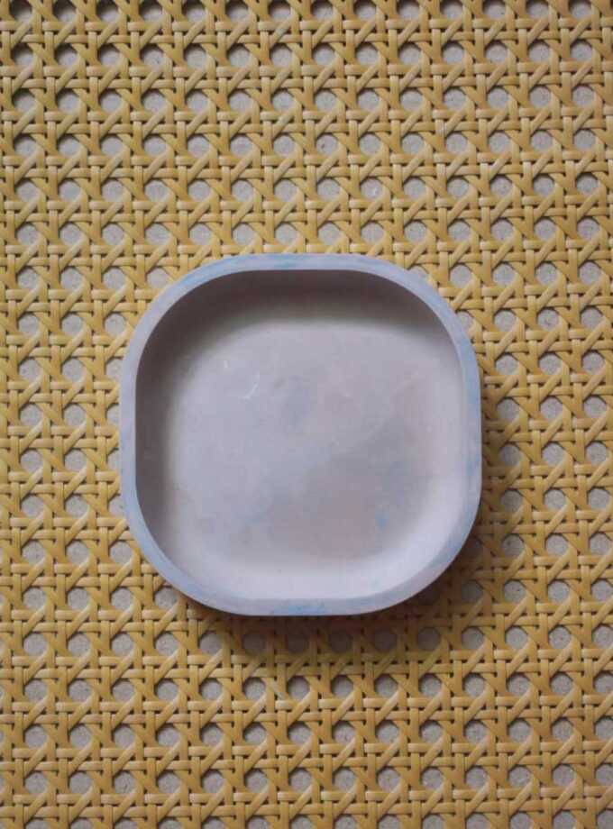 Square Curve Tray