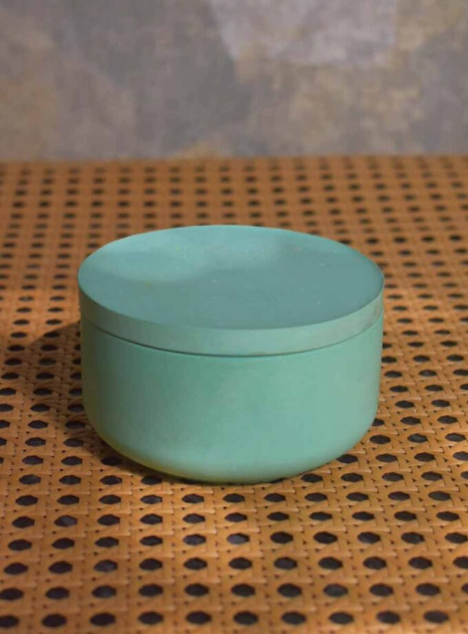 Round Jar with Lid