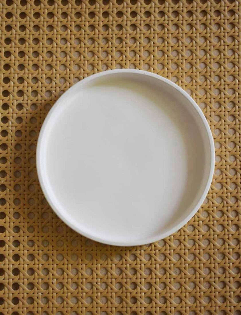 Medium Round Tray