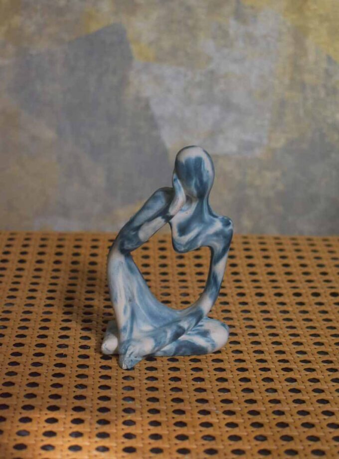 Thinker Statue 1