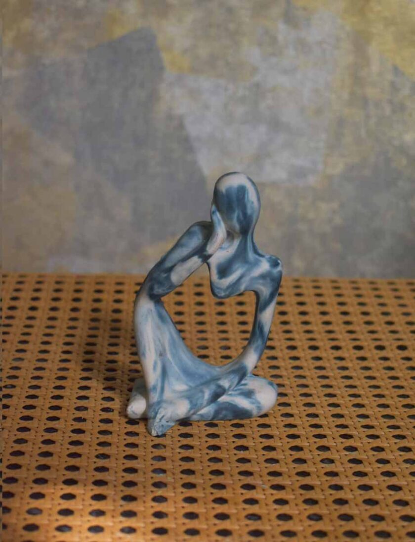 Thinker Statue 1