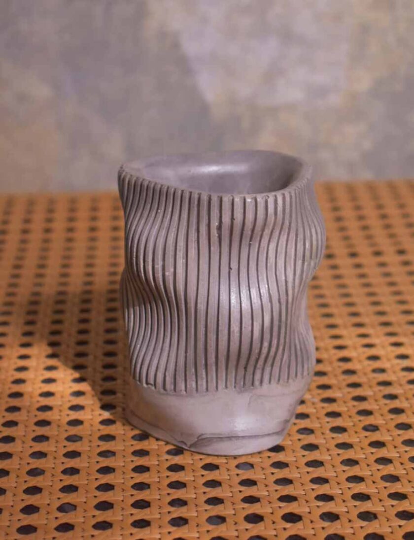 Wavy Pot