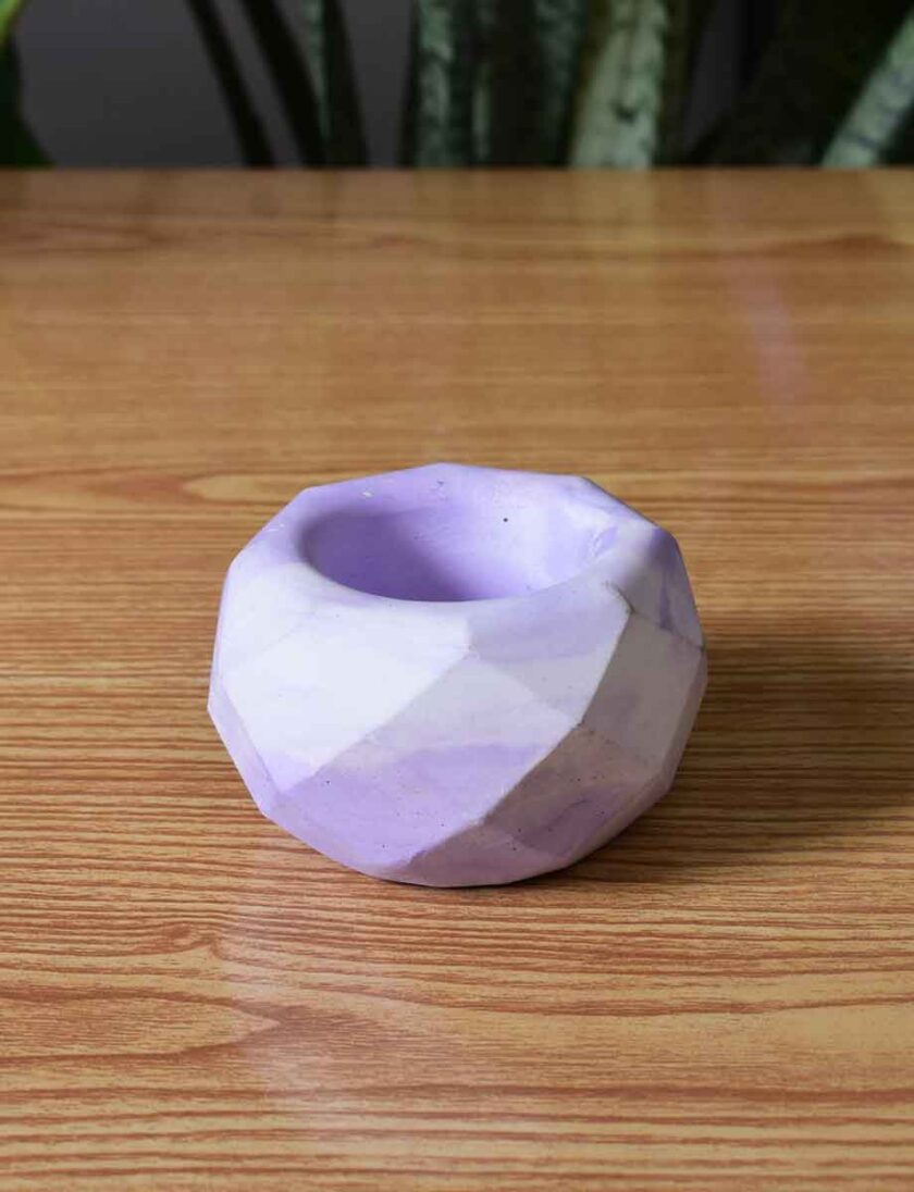 Small Diamond Cut Pot