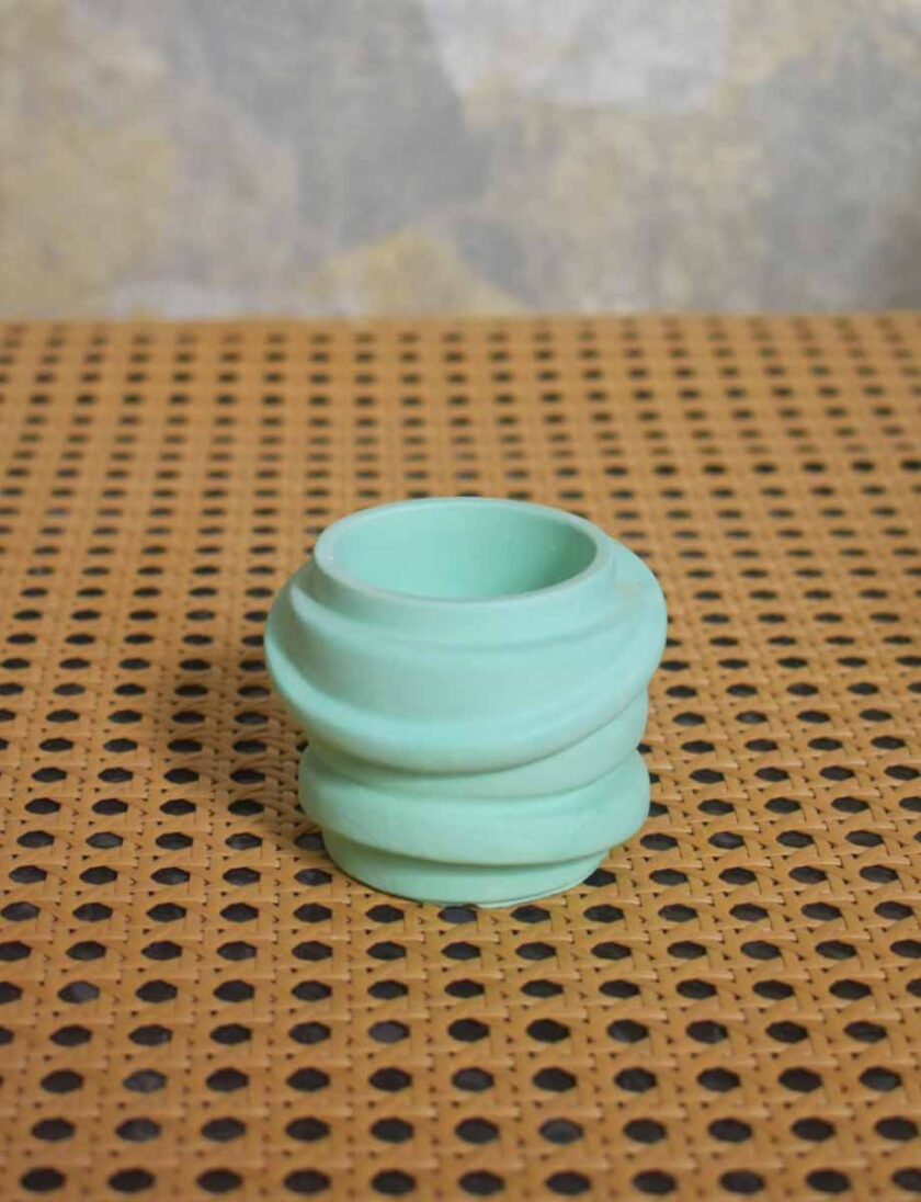 Irregular Stripe Pot