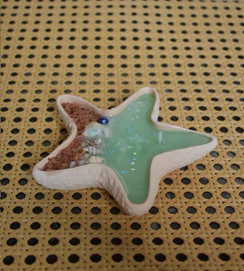 Beach Candle - Shell & Sand